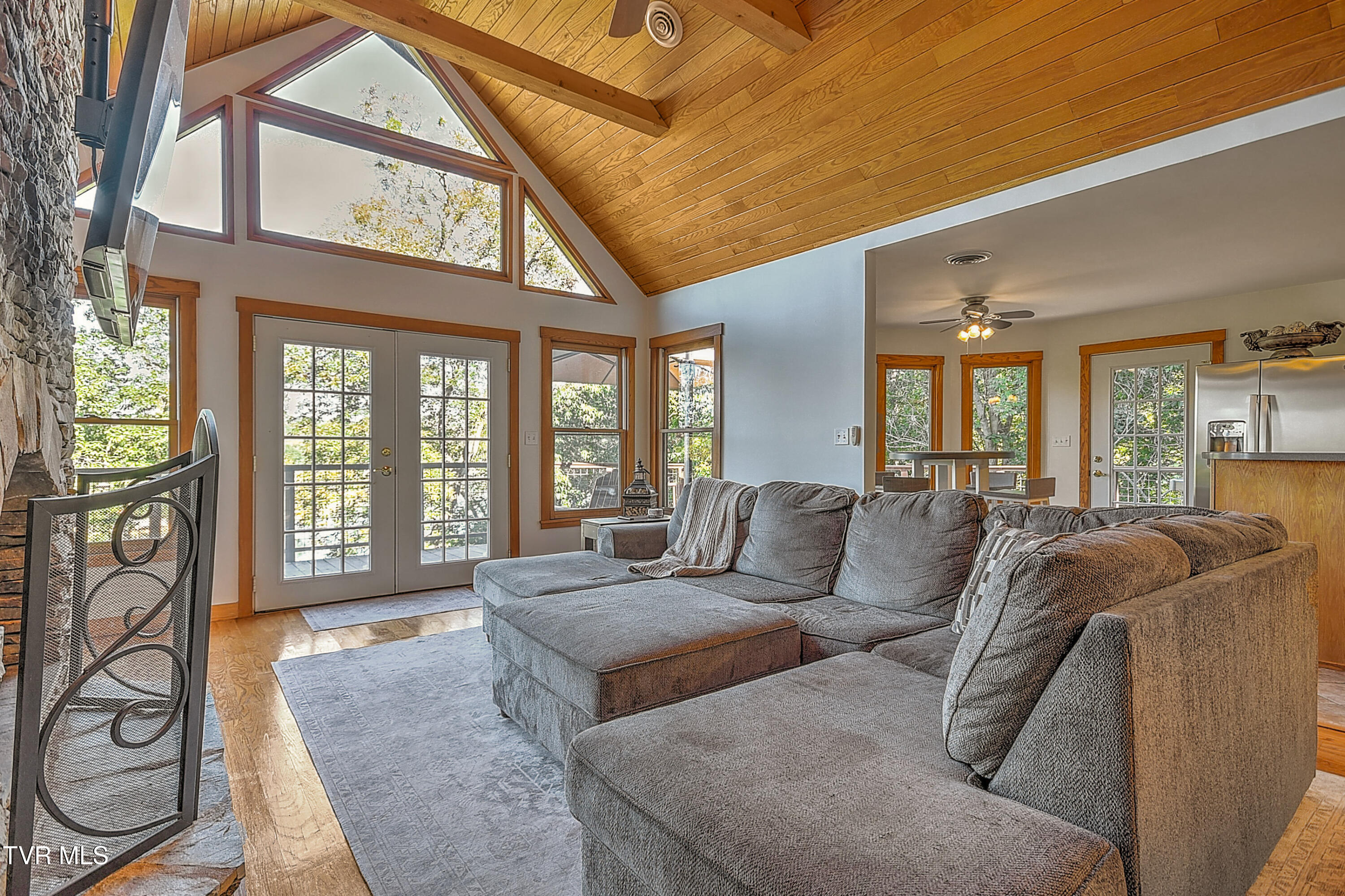 669 Summer Sound Road Piney Flats, TN 37686 - Photo 17 of 92 669 Summer Sound GUnit-35