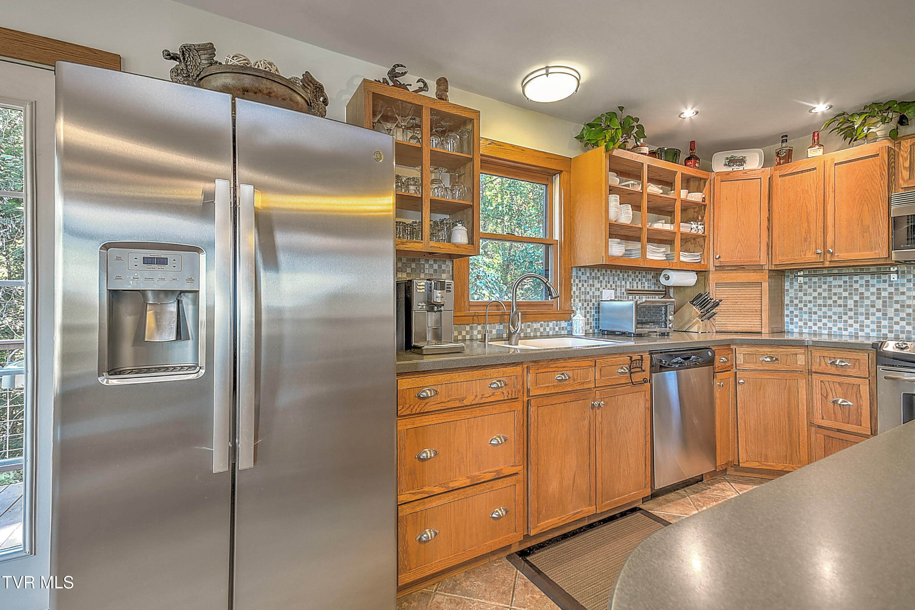 669 Summer Sound Road Piney Flats, TN 37686 - Photo 26 of 92 669 Summer Sound GUnit-45