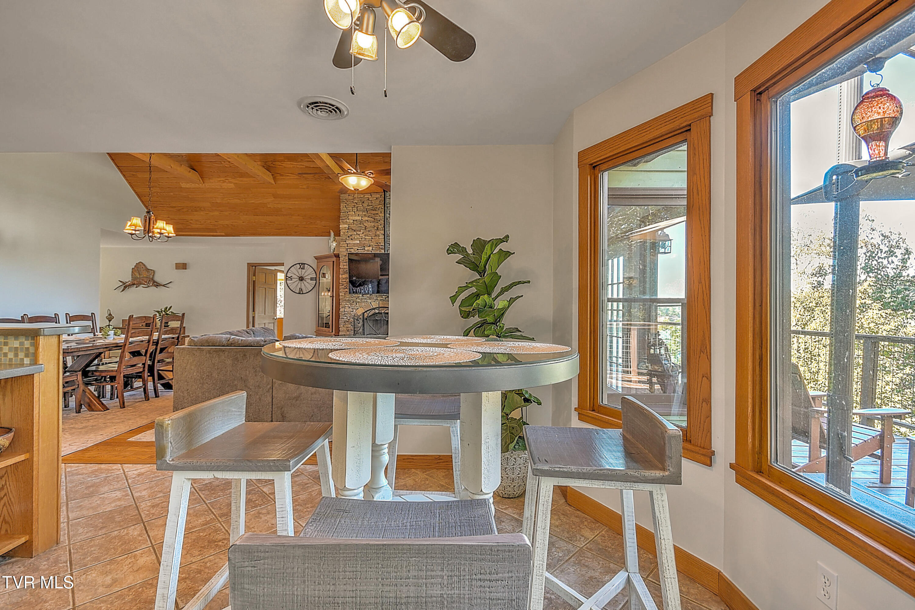 669 Summer Sound Road Piney Flats, TN 37686 - Photo 31 of 92 669 Summer Sound GUnit-49