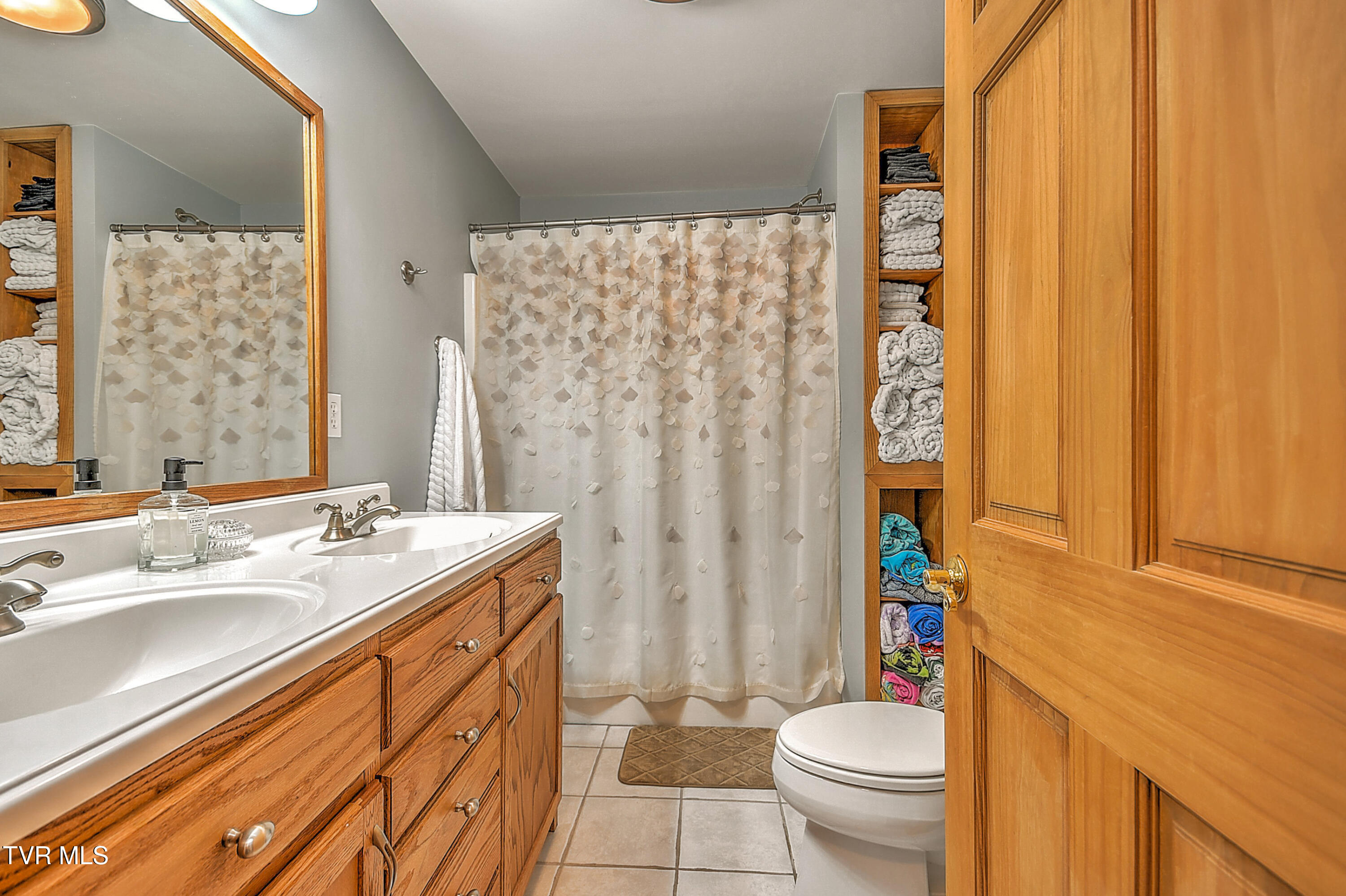 669 Summer Sound Road Piney Flats, TN 37686 - Photo 43 of 92 669 Summer Sound GUnit-64