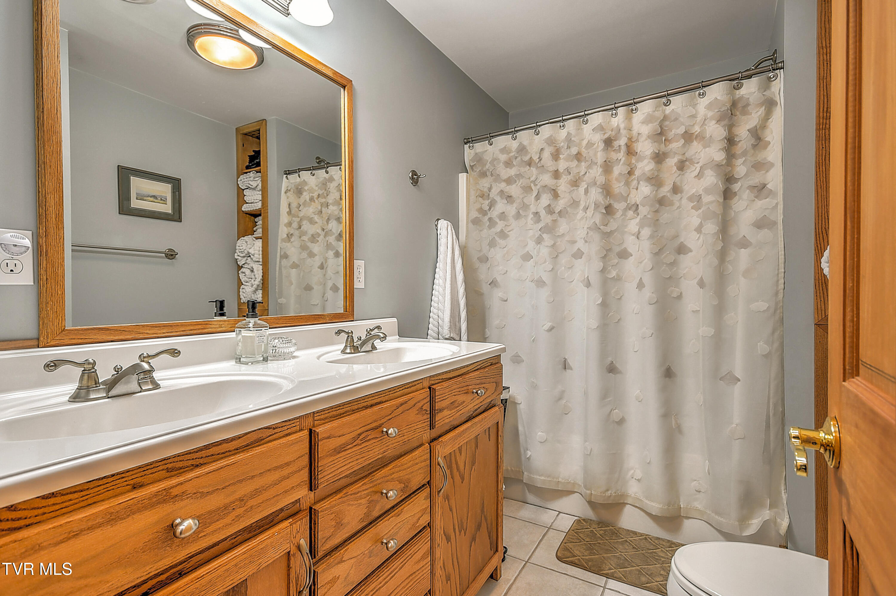 669 Summer Sound Road Piney Flats, TN 37686 - Photo 44 of 92 669 Summer Sound GUnit-65