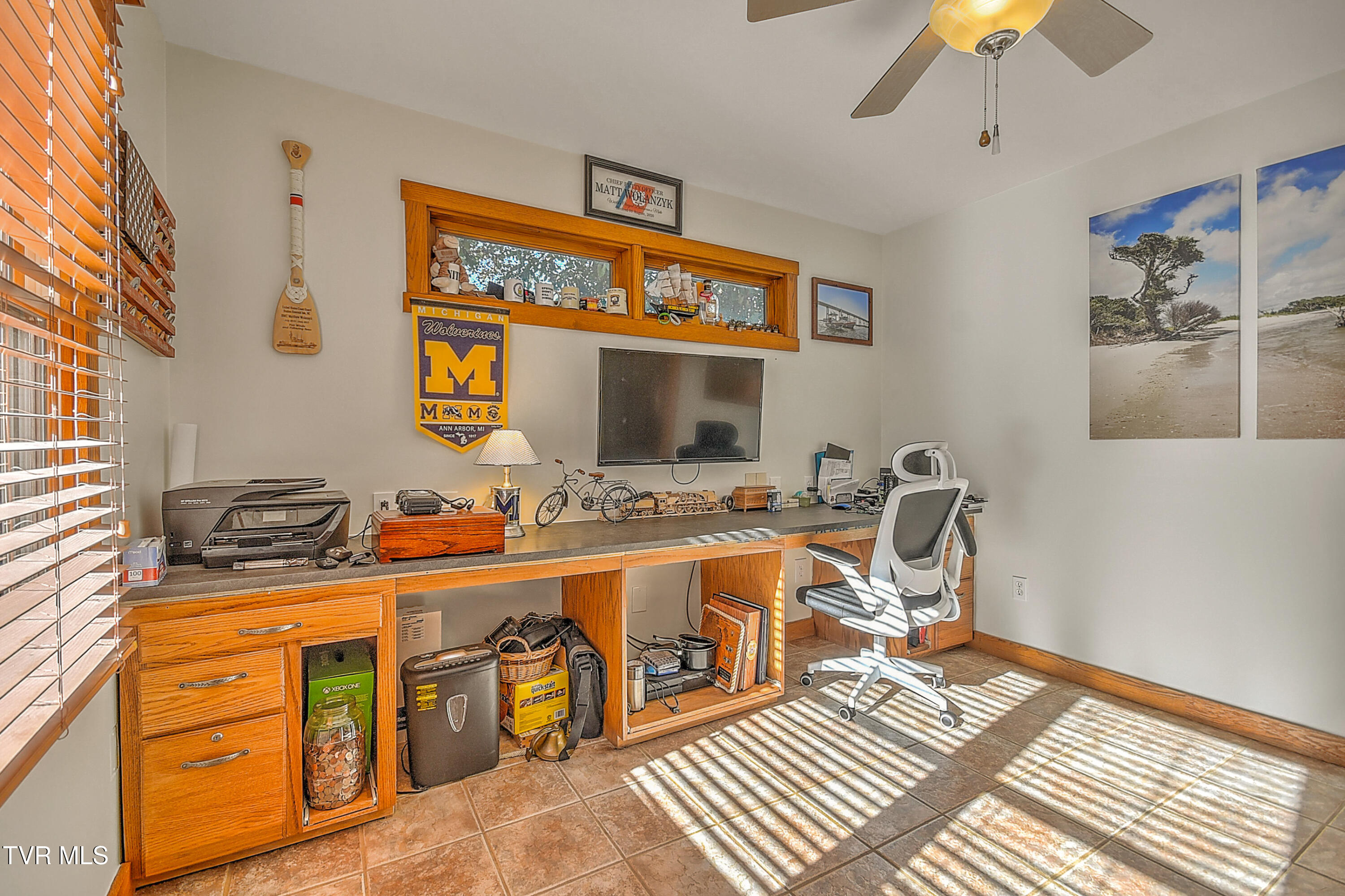 669 Summer Sound Road Piney Flats, TN 37686 - Photo 49 of 92 669 Summer Sound GUnit-22