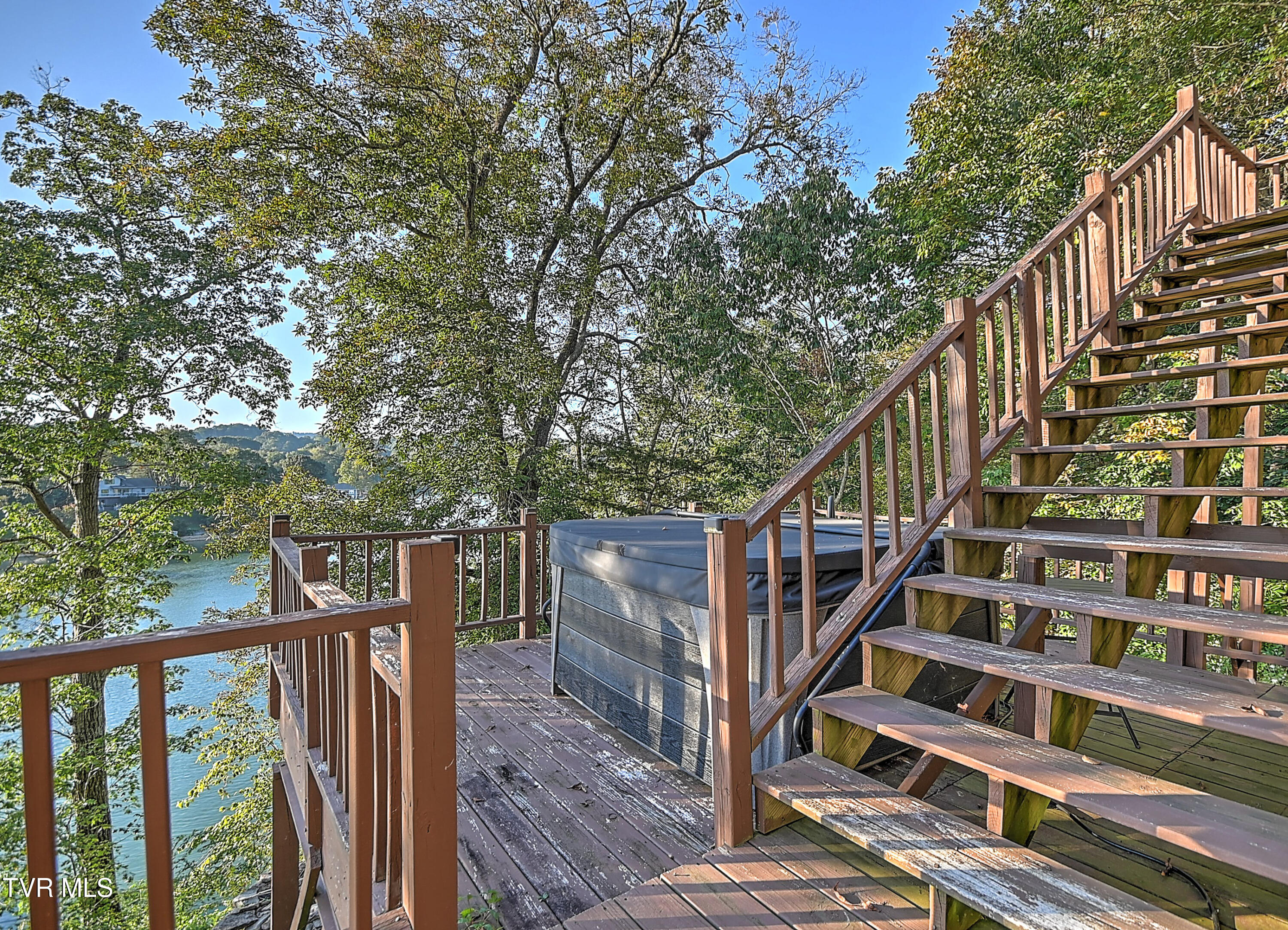 669 Summer Sound Road Piney Flats, TN 37686 - Photo 62 of 92 669 Summer Sound GUnit-89