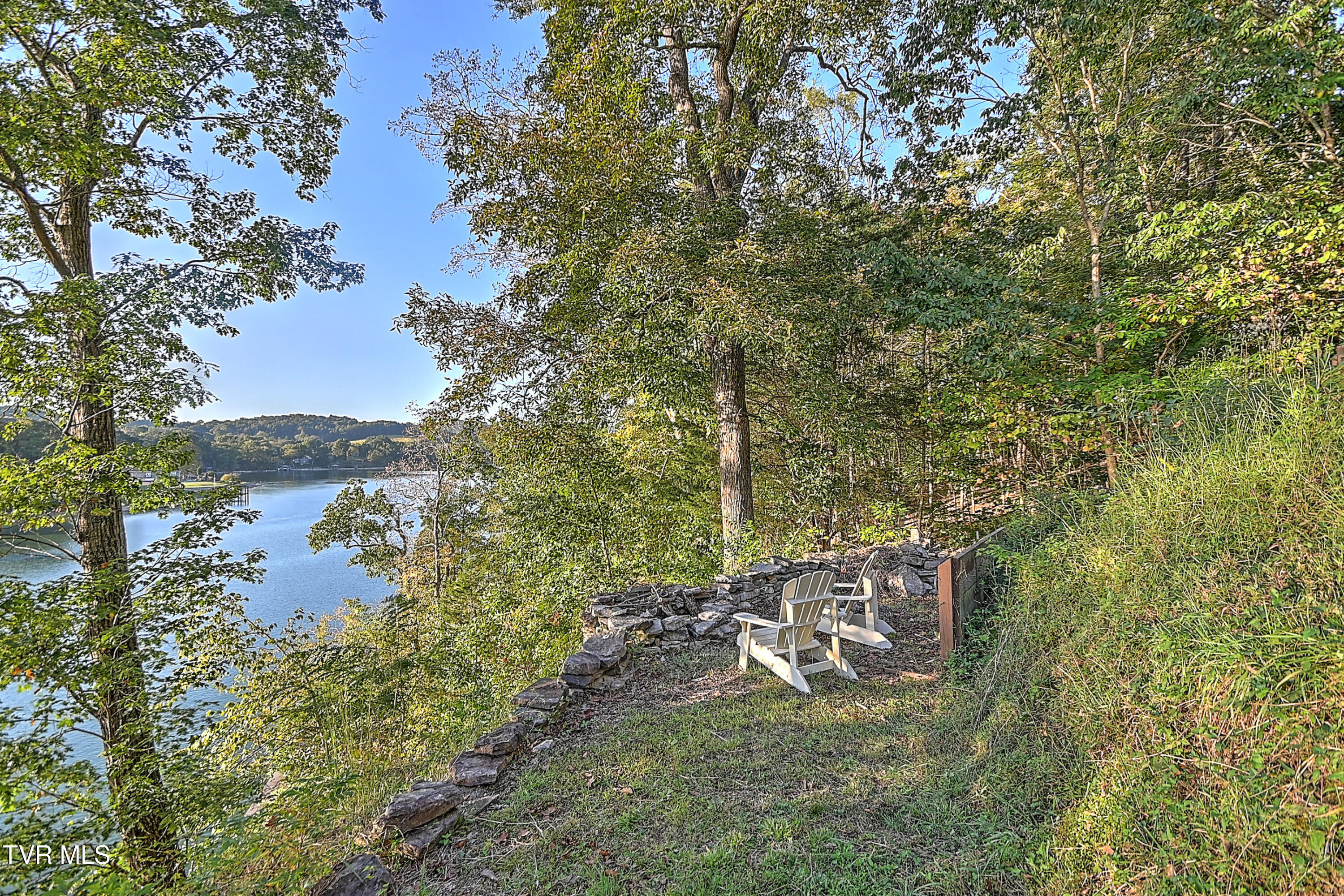 669 Summer Sound Road Piney Flats, TN 37686 - Photo 67 of 92 669 Summer Sound GUnit-96