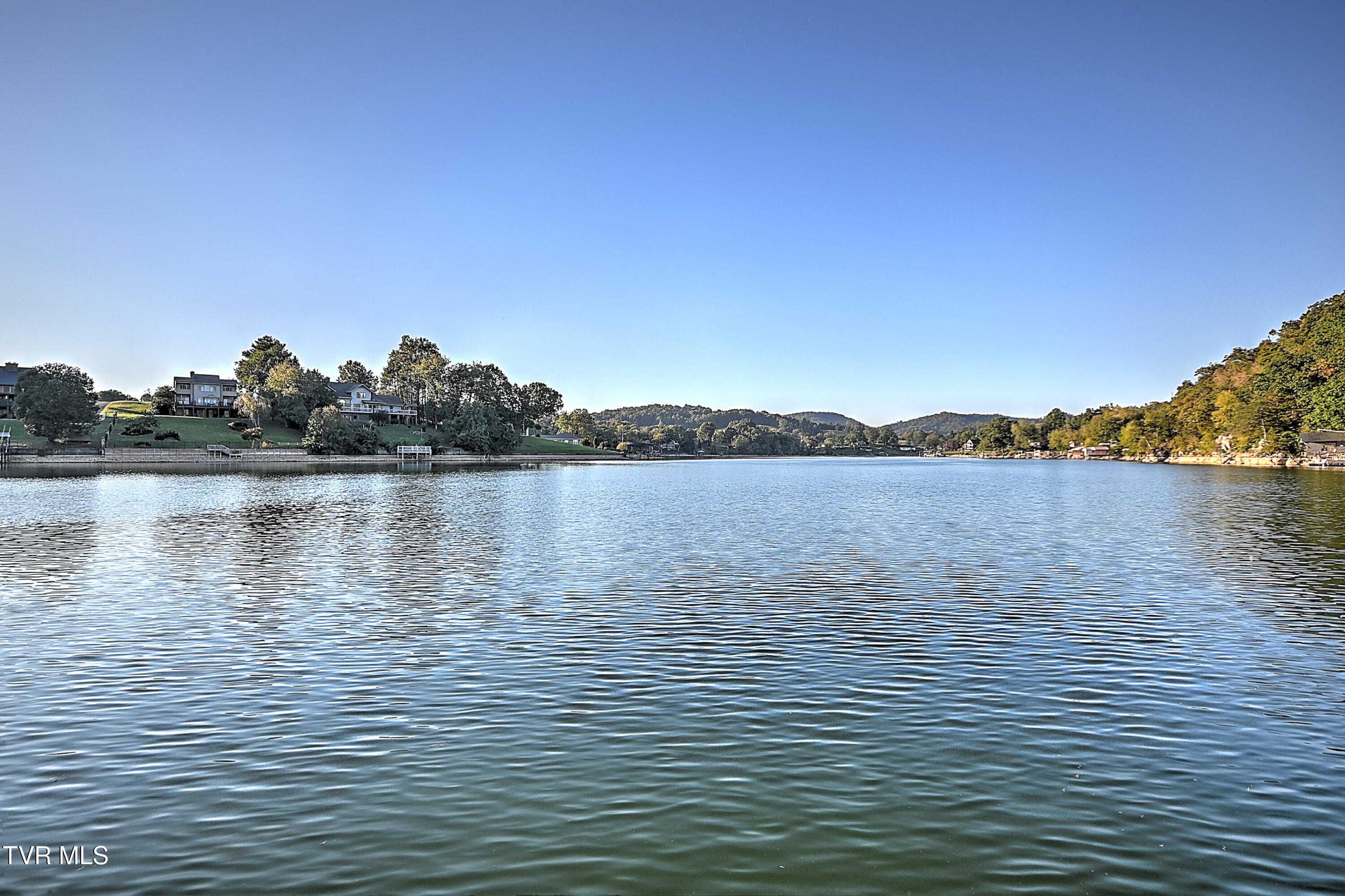 669 Summer Sound Road Piney Flats, TN 37686 - Photo 74 of 92 669 Summer Sound GUnit-109