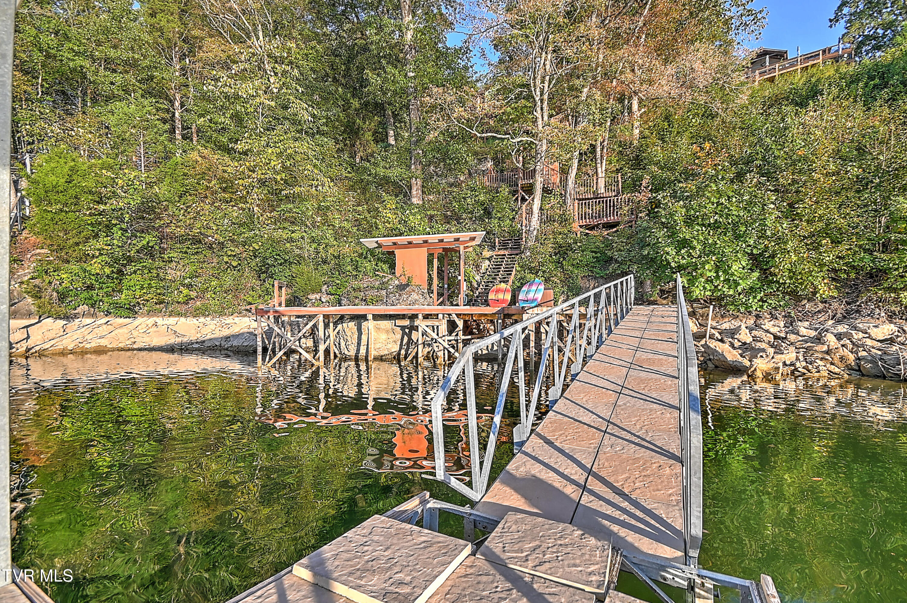 669 Summer Sound Road Piney Flats, TN 37686 - Photo 75 of 92 669 Summer Sound GUnit-110