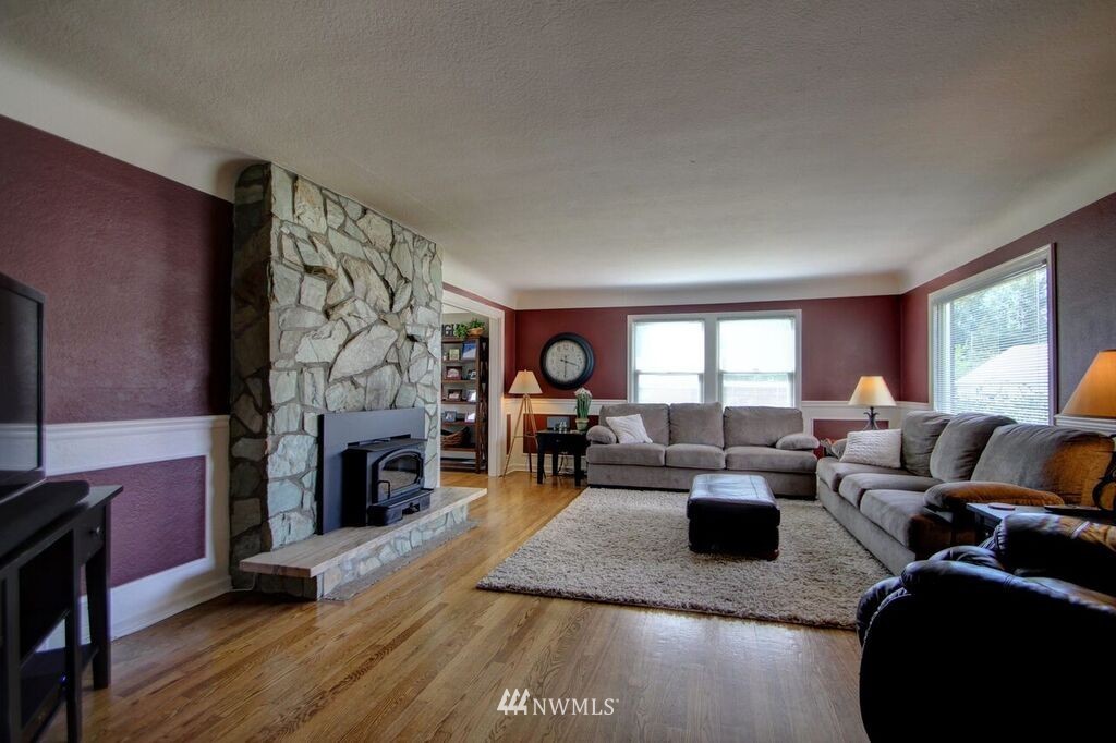 18730 Jolly Road Burlington, WA 98233 - Photo 3 of 25 Gallery Image 3