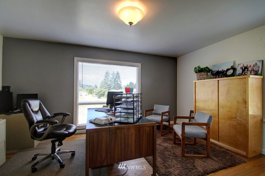 18730 Jolly Road Burlington, WA 98233 - Photo 7 of 25 Gallery Image 7