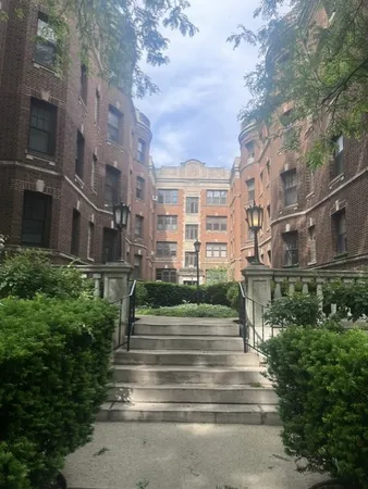 $1,595 | 2328 North Lincoln Park West, Unit 3A, Chicago, IL 60614
