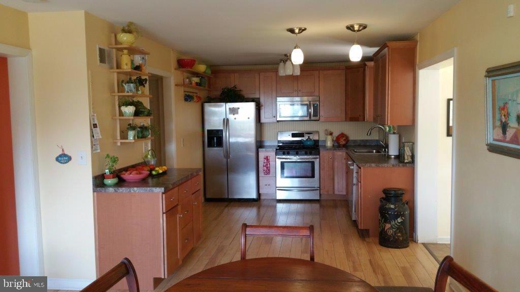 4136 Millbrook Road Mount Joy, PA 17552 - Photo 4 of 33 Gallery Image 4