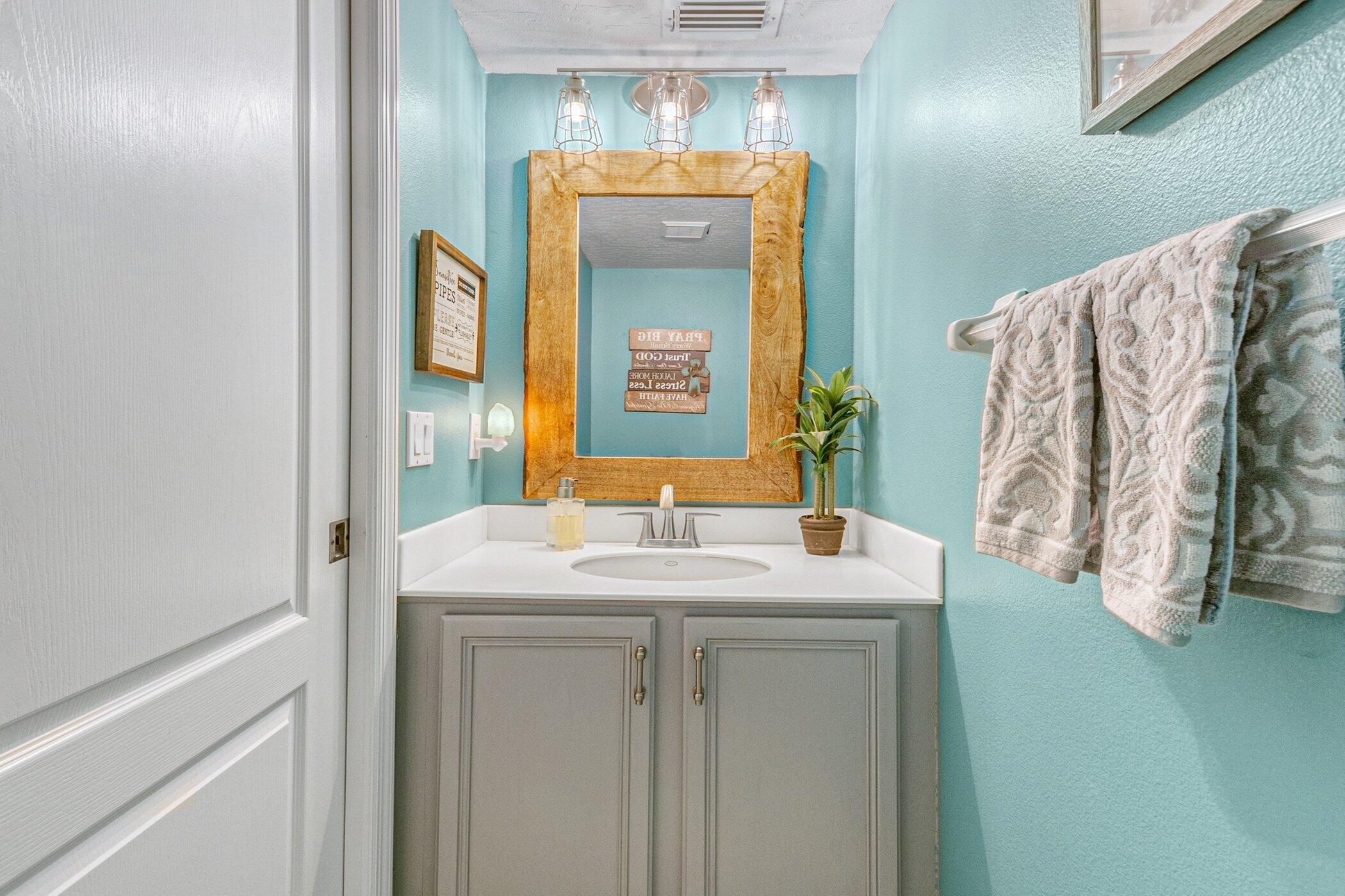 4306 Hield Road Northwest Palm Bay, FL 32907 - Photo 22 of 45 4306-Hield-207.jpg-SMALL