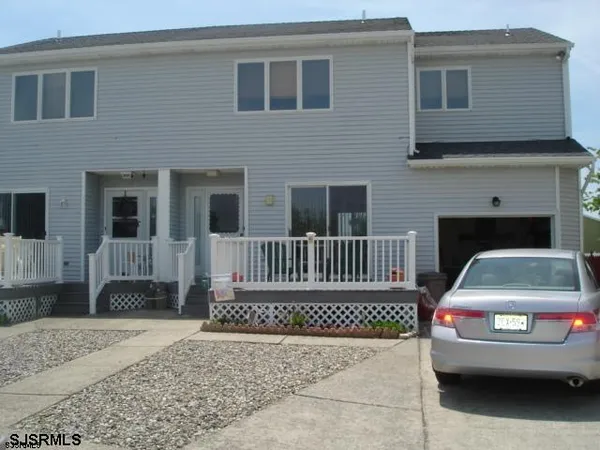 $8,900 | 426 Canterbury Court, Unit B, Ventnor City, NJ 08406