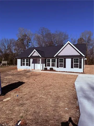 $299,900 | 154 Abbotts Avenue, Lexington, NC 27292