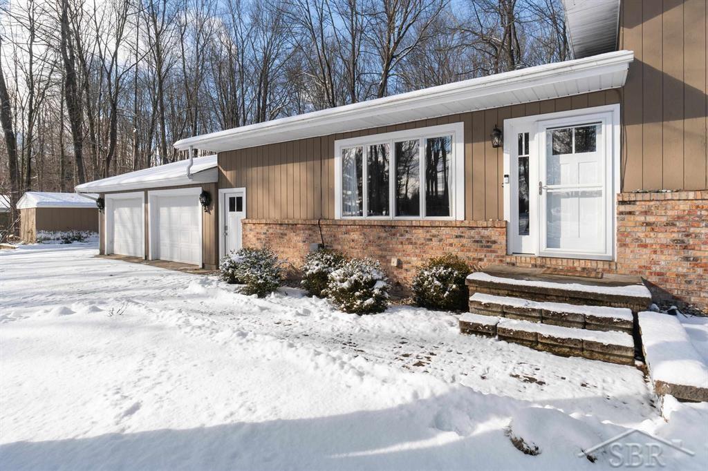 2661 North Swede Road Midland, MI 48642 - Photo 7 of 73 50135036-54acc929-6543-4373-a428-3f6ed44ac29c.JPG