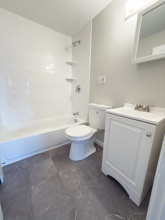 4 Lockwood Road Wilmington, MA 01887 - Photo 11 of 29