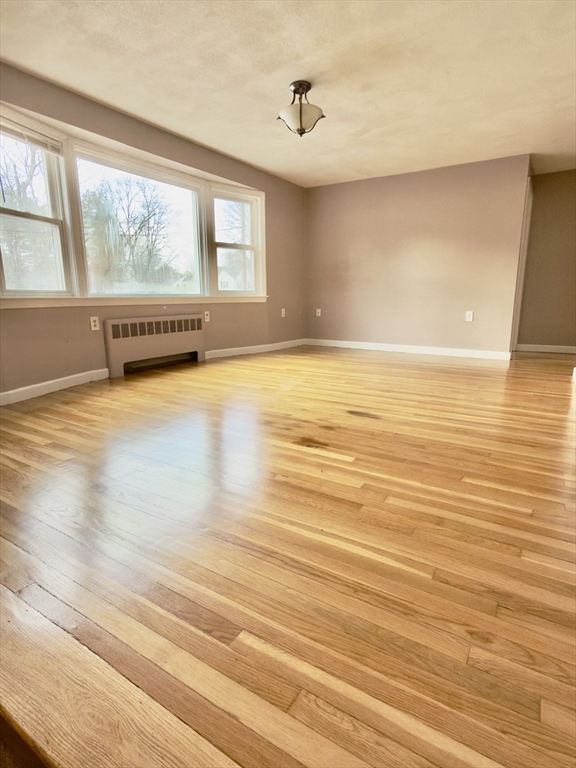 4 Lockwood Road Wilmington, MA 01887 - Photo 6 of 29