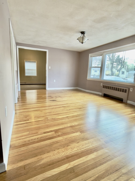 4 Lockwood Road Wilmington, MA 01887 - Photo 7 of 29