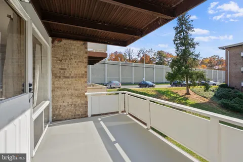 $180,000 | 542 Wilson Bridge Drive, Unit 6743 B2, Oxon Hill, MD 20745