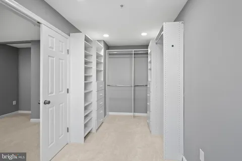 $180,000 | 542 Wilson Bridge Drive, Unit 6743 B2, Oxon Hill, MD 20745