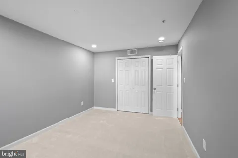 $180,000 | 542 Wilson Bridge Drive, Unit 6743 B2, Oxon Hill, MD 20745