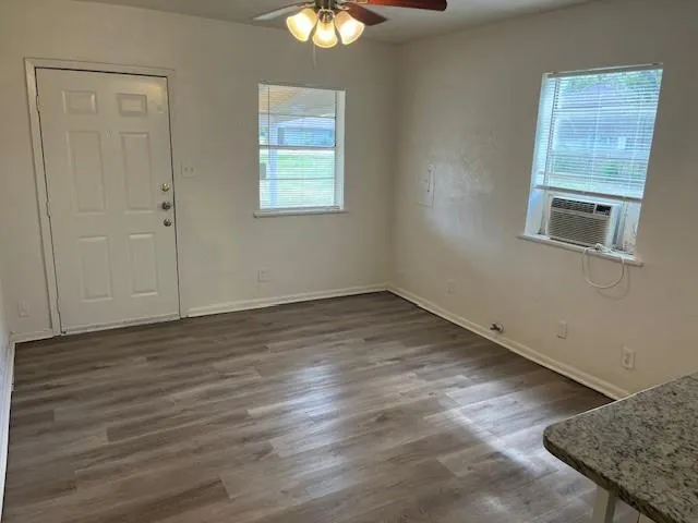 $1,150 | 821 Bayport Drive, Lancaster, TX 75134