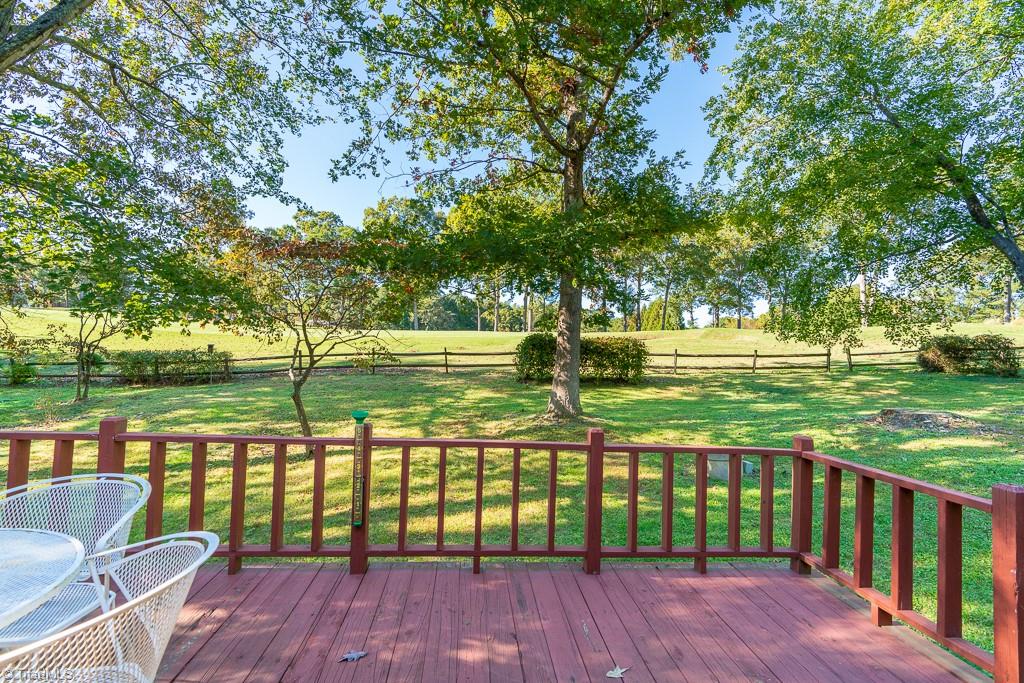 443 Pinewood Road Asheboro, NC 27205 - Photo 28 of 33 Gallery Image 28