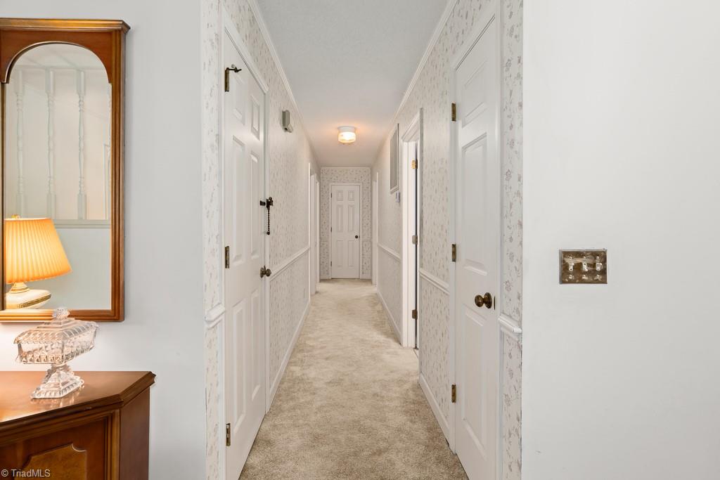443 Pinewood Road Asheboro, NC 27205 - Photo 6 of 33 Gallery Image 6