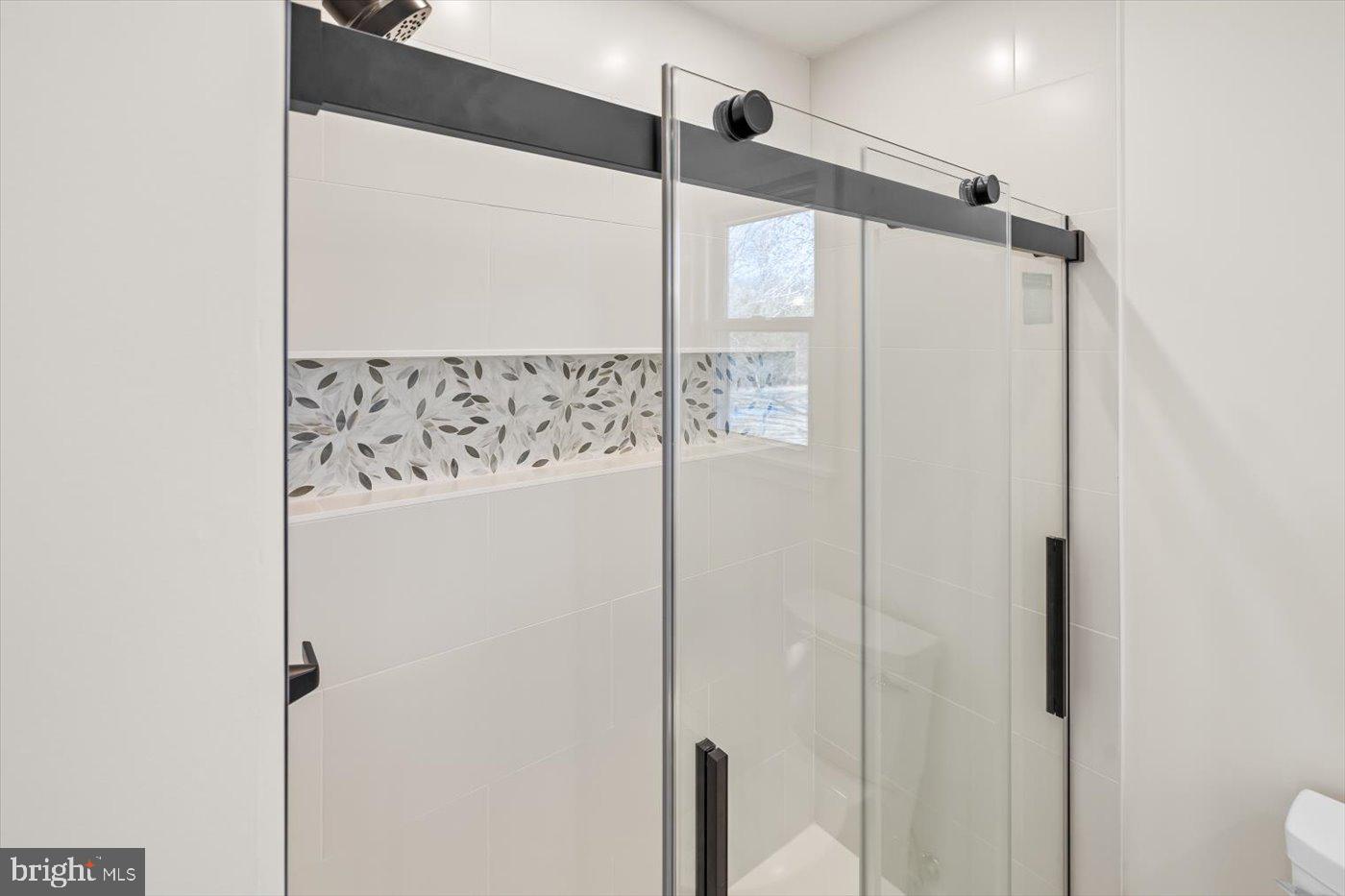 297 Tiger Valley Road Washington, VA 22747 - Photo 16 of 39 a bathroom with a shower and a sink