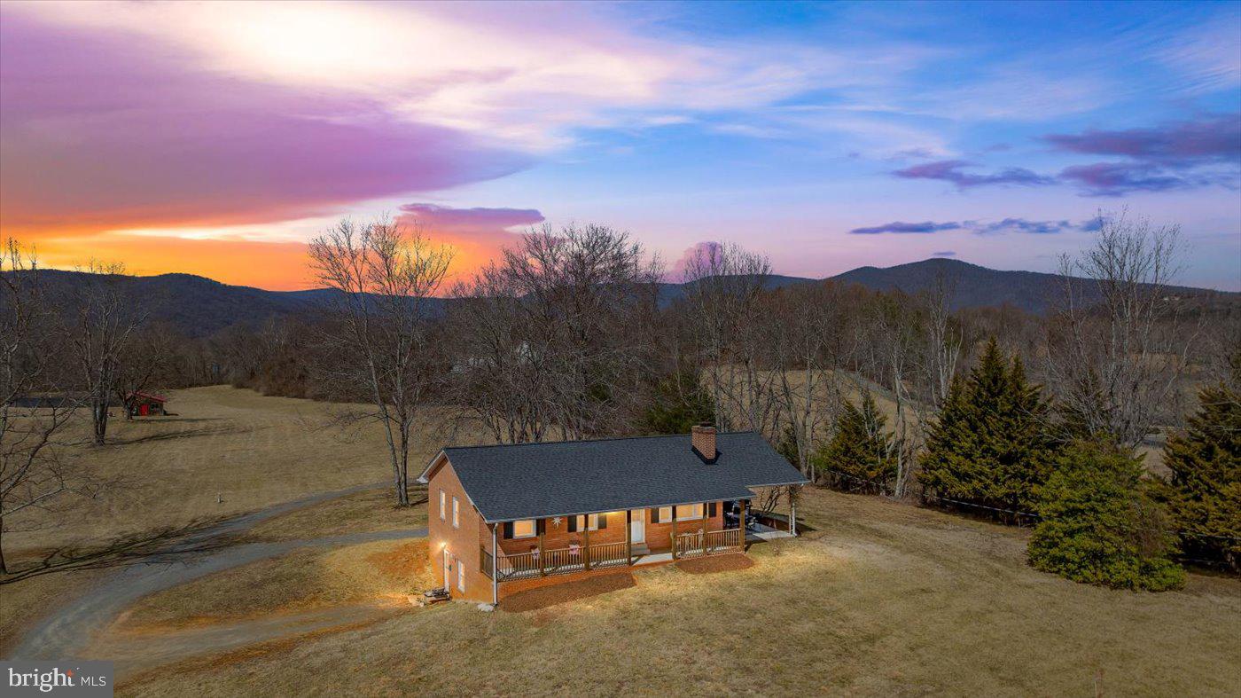 297 Tiger Valley Road Washington, VA 22747 - Photo 3 of 39 a view of a terrace with a yard
