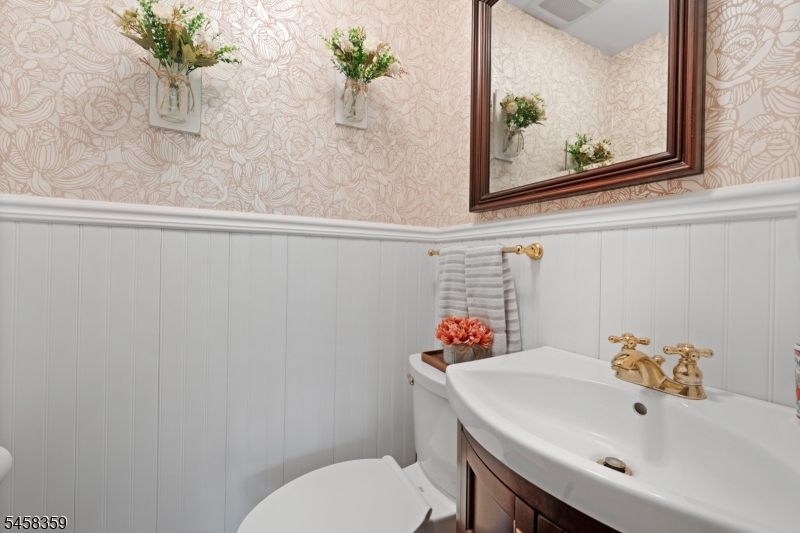 74 Grayrock Road Clinton, NJ 08809 - Photo 20 of 49 Gallery Image 20