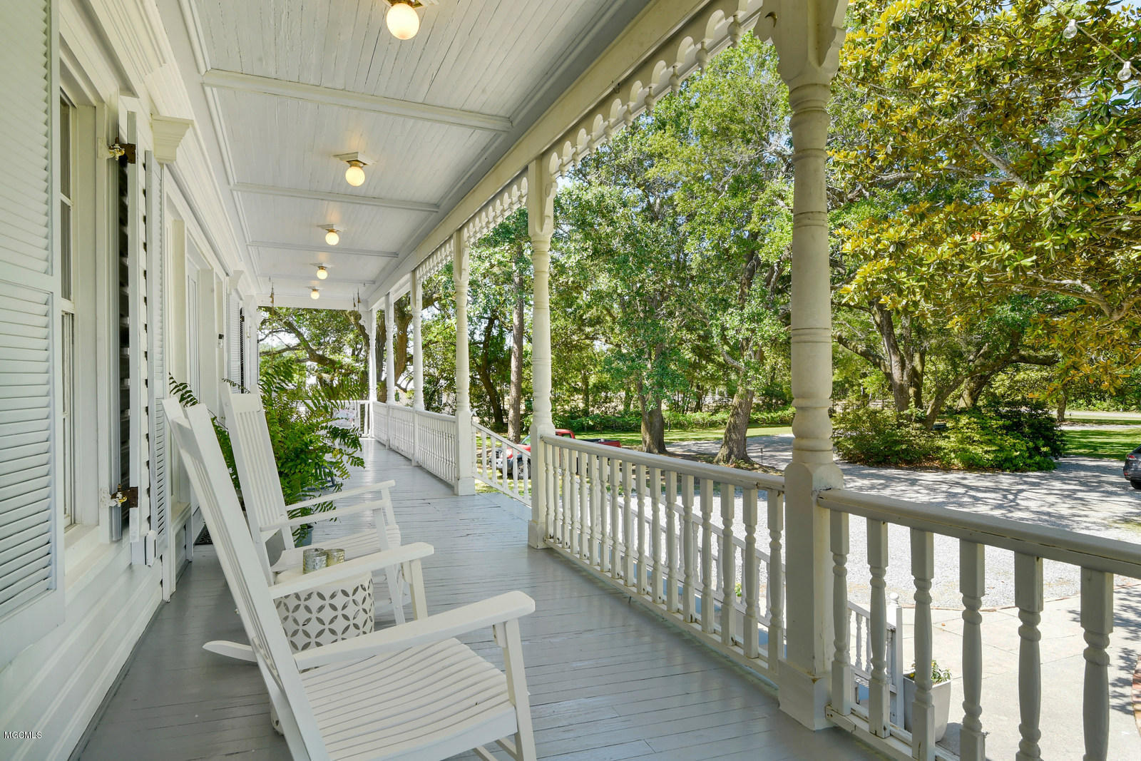 7416 Red Creek Road Long Beach, MS 39560 - Photo 4 of 36 004_1600x1067_mls_1600x1067