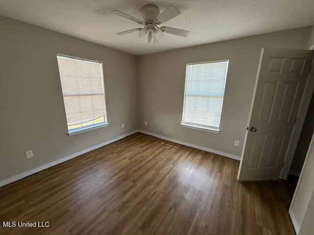 $1,200 | 15123 Janus Road, Unit B, D'Iberville, MS 39540