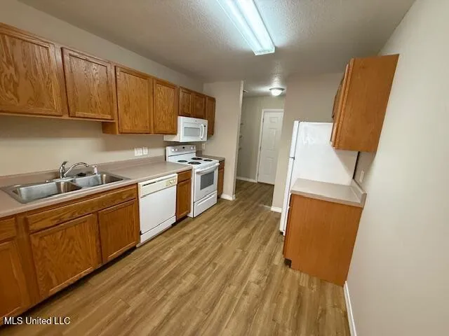 $1,200 | 15123 Janus Road, Unit B, D'Iberville, MS 39540