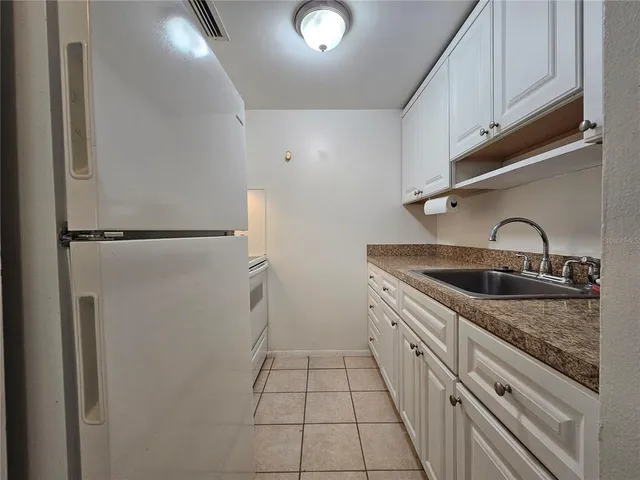 $625,000 | 611 Lyndhurst Street, Dunedin, FL 34698