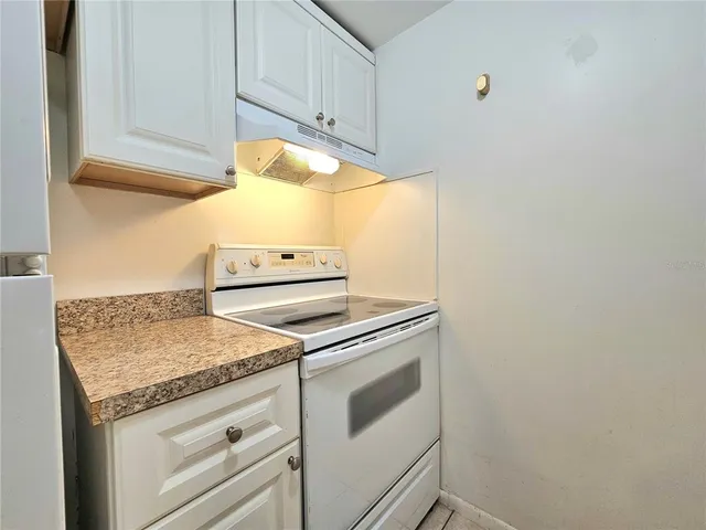 $625,000 | 611 Lyndhurst Street, Dunedin, FL 34698