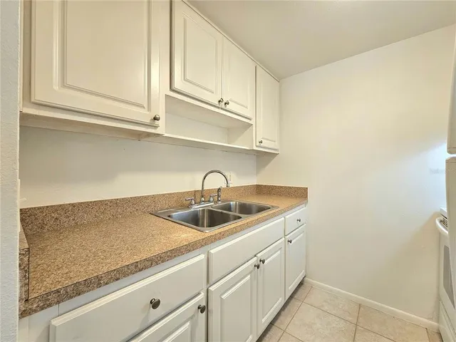 $625,000 | 611 Lyndhurst Street, Dunedin, FL 34698