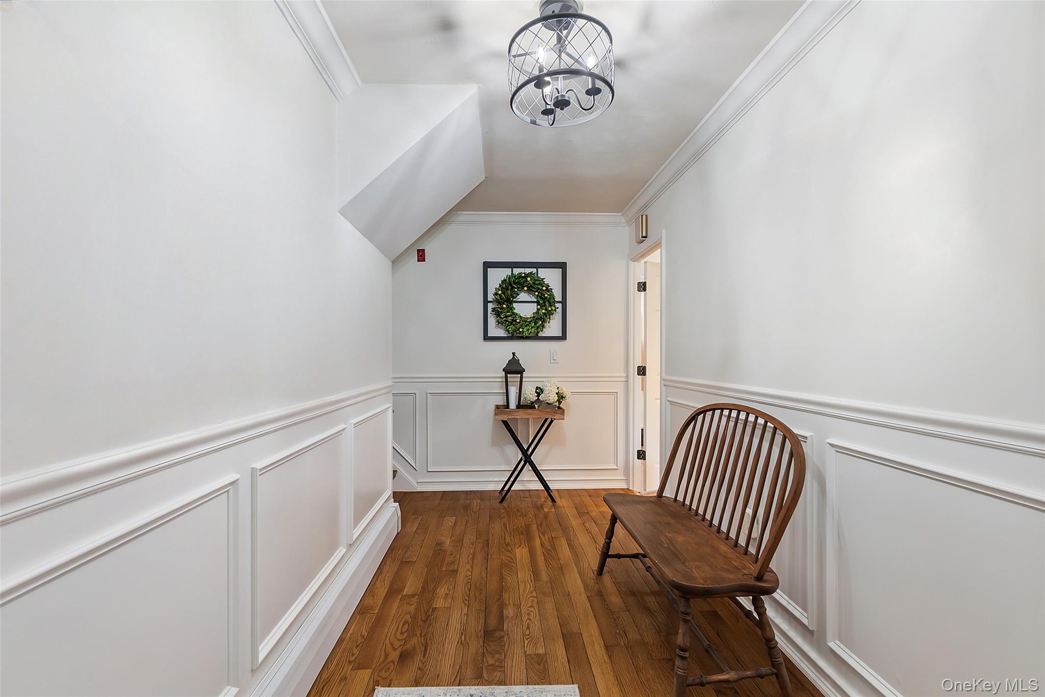 12 Sugar Hill Road North Salem, NY 10560 - Photo 3 of 34 a view of a hallway with wooden floor