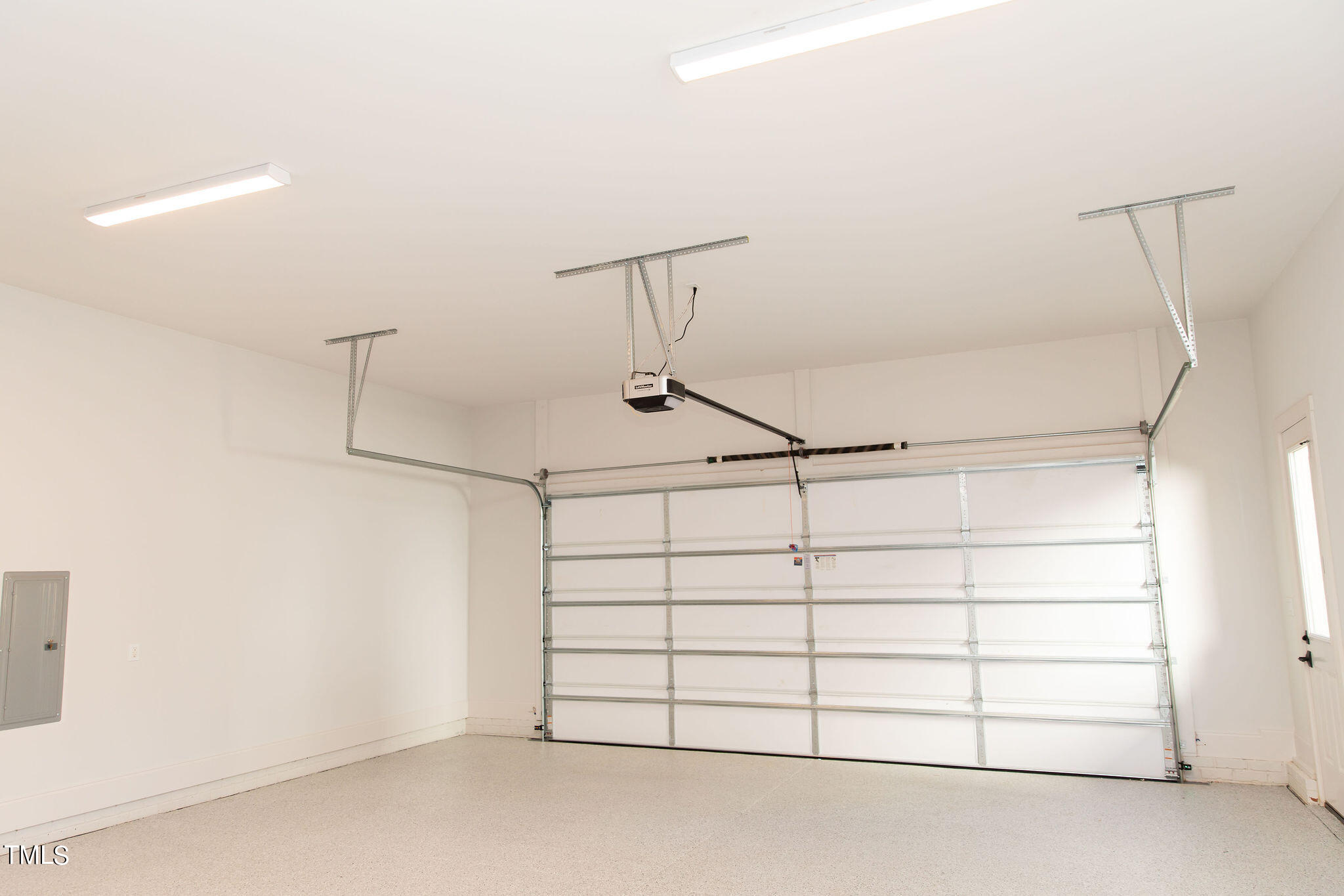 9412 Rawson Avenue Raleigh, NC 27613 - Photo 48 of 53 a bathroom with a shower