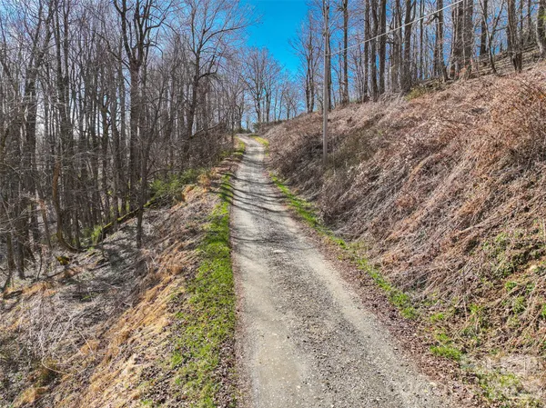 $34,900 | Lot 32 Strawberry Ridge Road, Spruce Pine, NC 28777