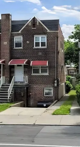 $965,000 | 1042 East 233rd Street | Wakefield