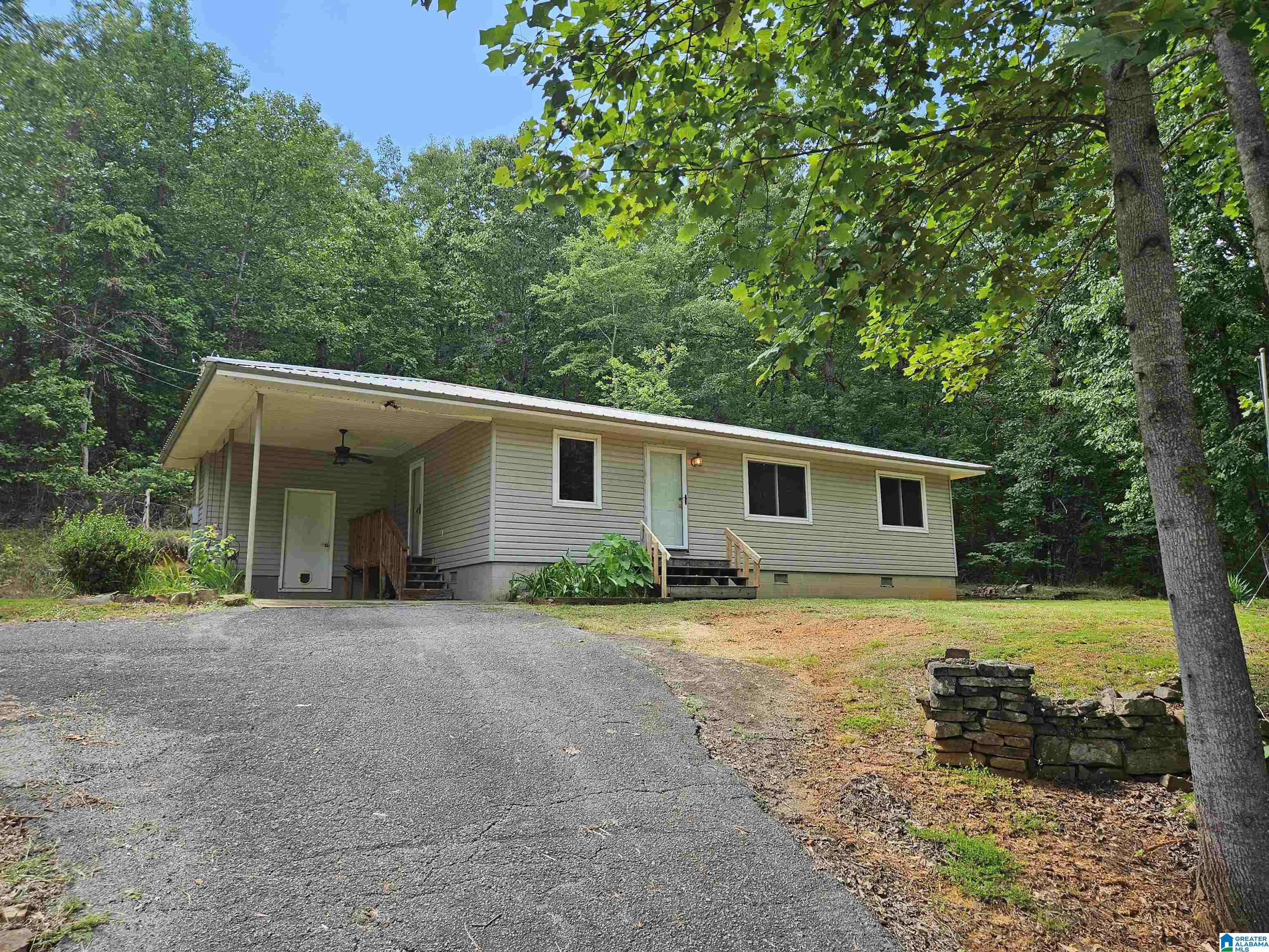 95 Keith Road Rainbow City, AL 35906 - Photo 1 of 11 Gallery Image 1