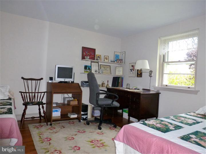 6 Owl Road Audubon, PA 19403 - Photo 19 of 20 Bedroom 3