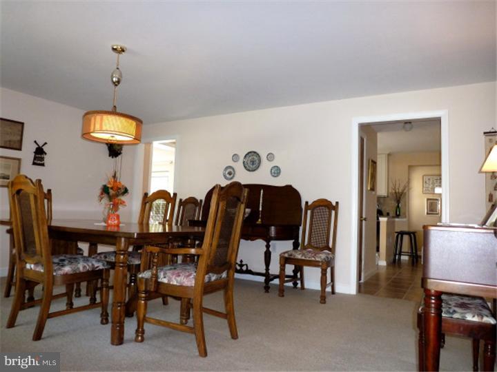 6 Owl Road Audubon, PA 19403 - Photo 7 of 20 Dining Room