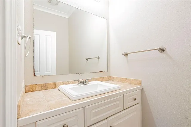 $295,000 | 8336 Sabre Drive, Chalmette, LA 70043