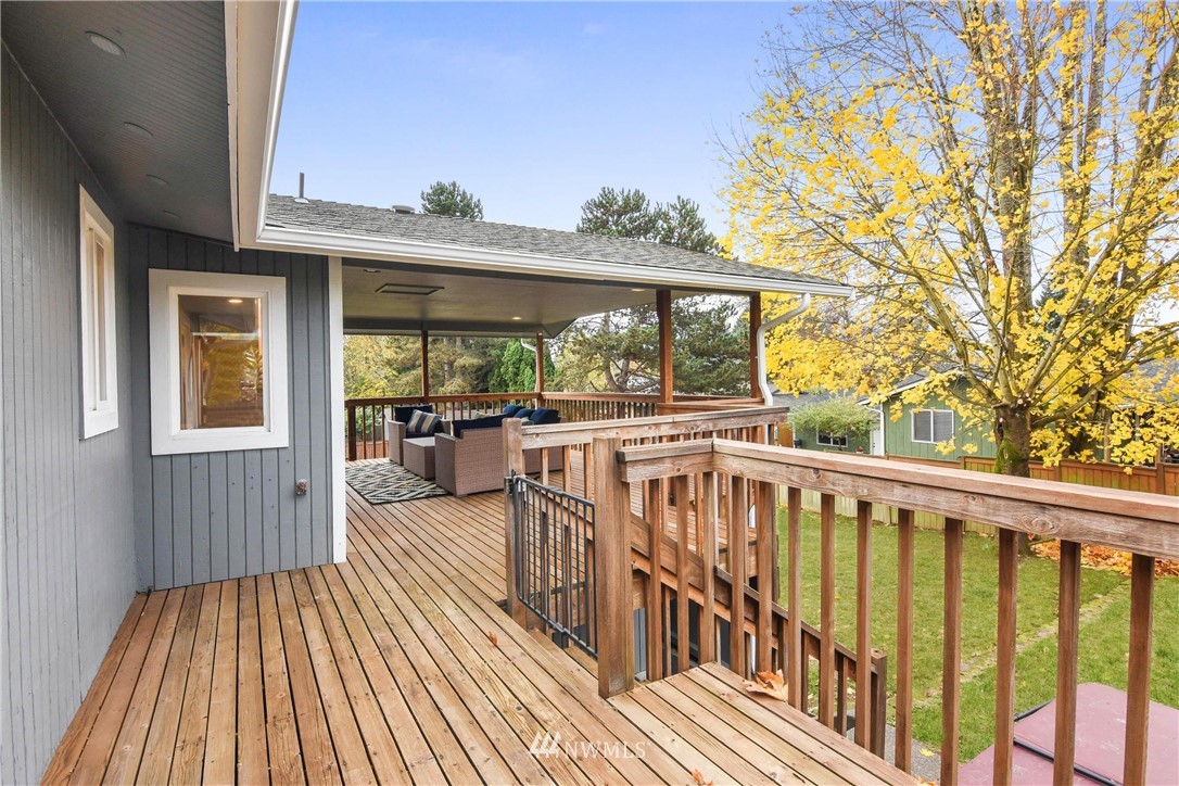 318 224th Street Southwest Bothell, WA 98021 - Photo 19 of 23