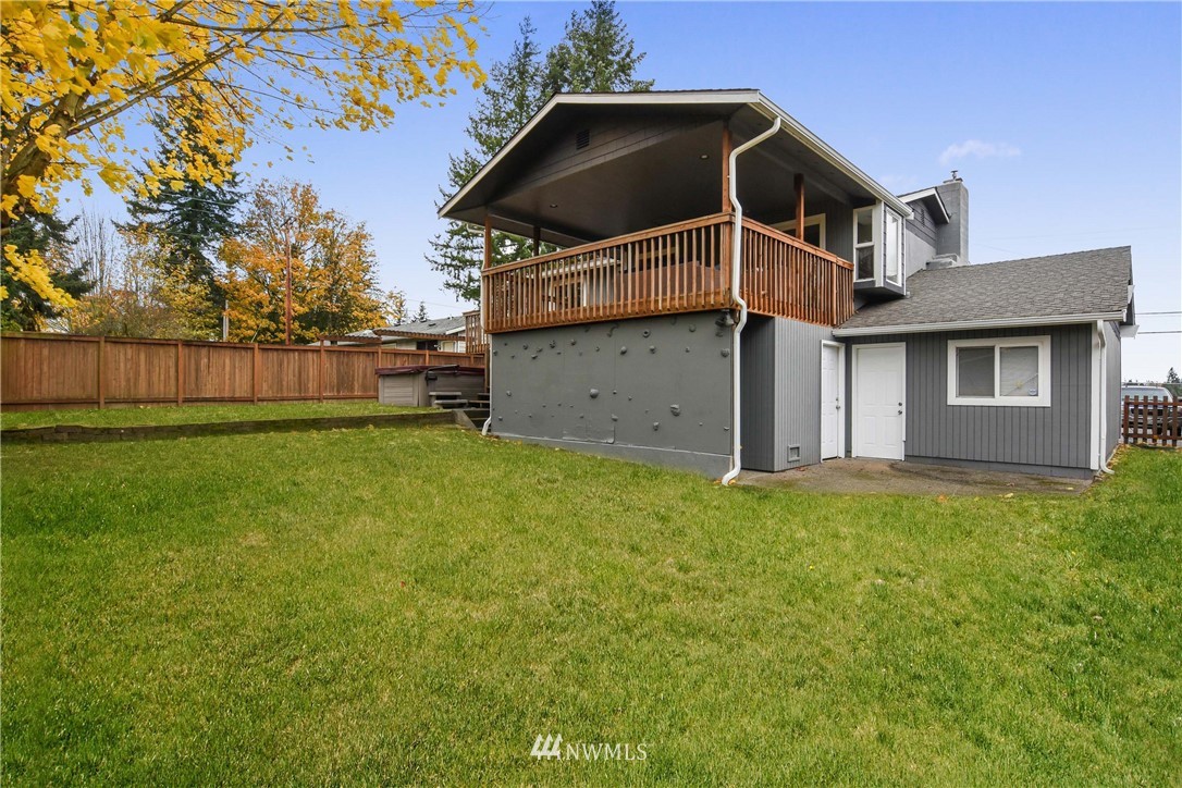 318 224th Street Southwest Bothell, WA 98021 - Photo 21 of 23