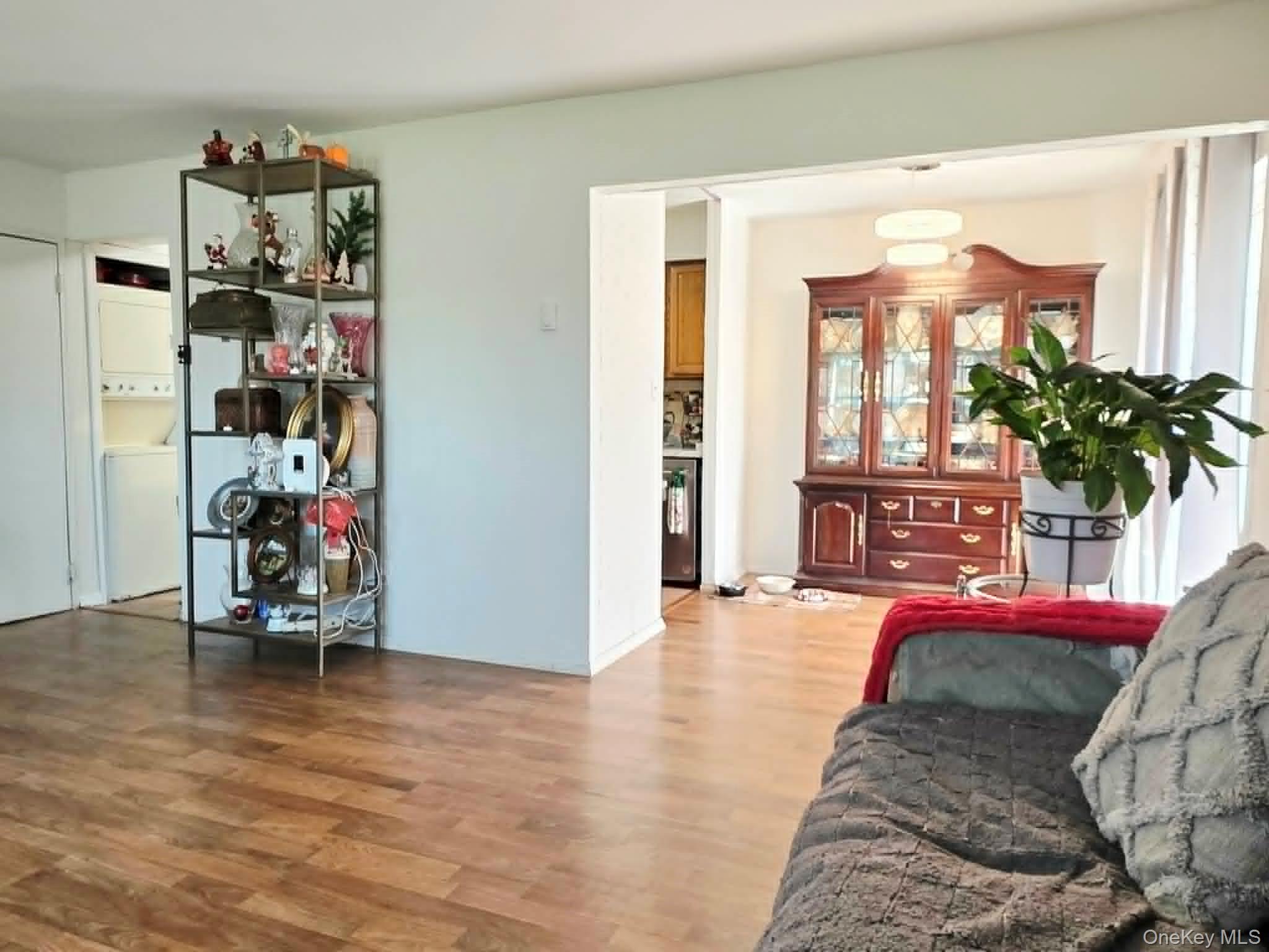 2 E Ethan Allen Court Ridge, NY 11961 - Photo 8 of 19