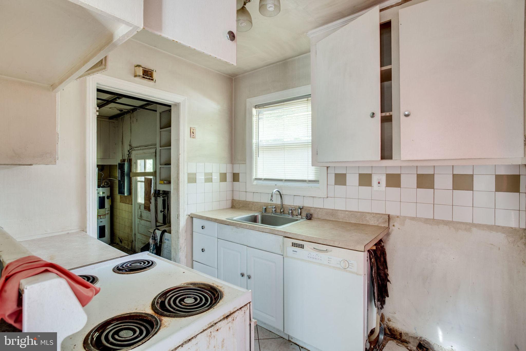 5012 Suitland Road Suitland, MD 20746 - Photo 18 of 27