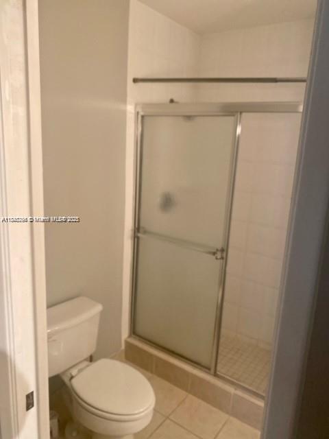 7930 North Nob Hill Road, Unit 304 Tamarac, FL 33321 - Photo 13 of 30 Gallery Image 13