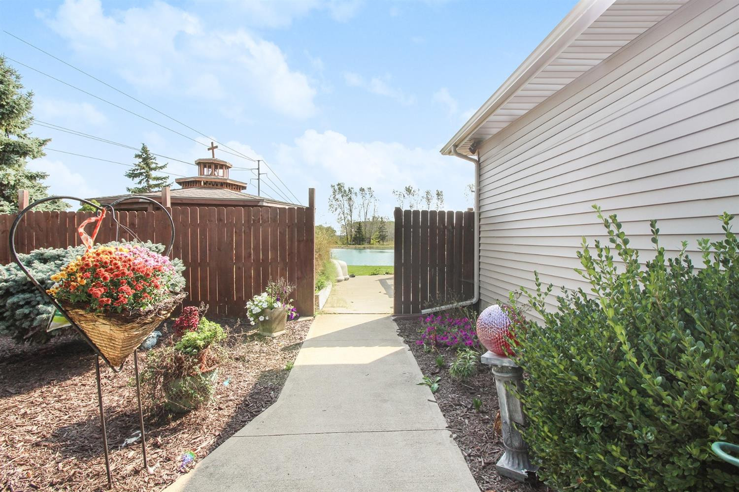 1541 West Morocco Road Temperance, MI 48182 - Photo 4 of 41 Photo 4